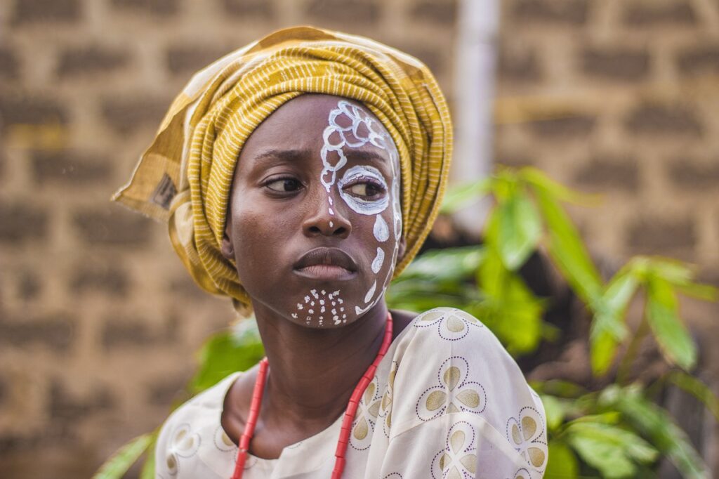 Analyzing Successful Photographers' Approaches to Authentic Expressions