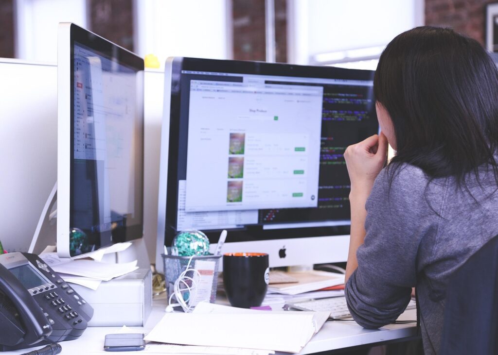 Effective Communication Strategies for Designers Effective Communication Strategies for Designers